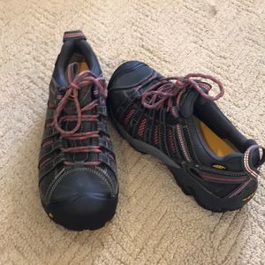 Brand new Steel Toe women’s shoes